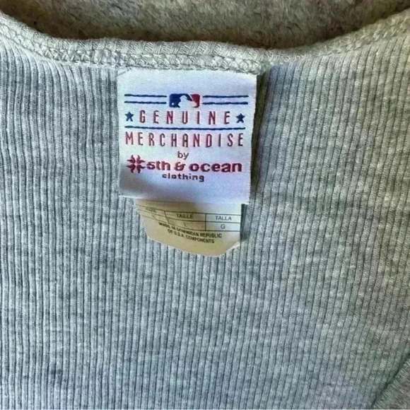 MLB Genuine Apparel 5th & Ocean Phillies Women’s Rhinestone Tank Top EUC Size‎ L - Picture 3 of 4